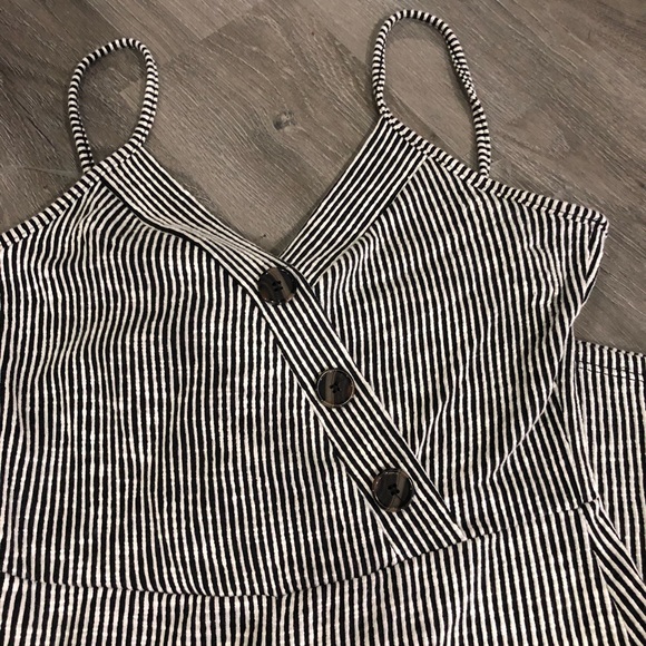 🌪Caution To The Wind striped ROMPER - Picture 5 of 5